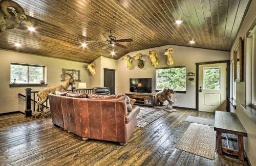McLeod House | 'Grand Slam Ranch:' Hike & Fly Fish On-Site!