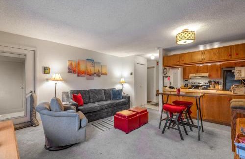 Peak 8 Apartment | Grandview Condo