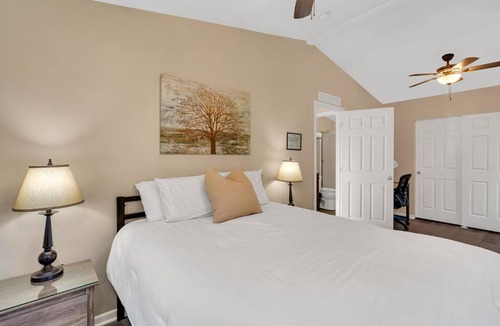 Mariposa House | Granite View Retreat