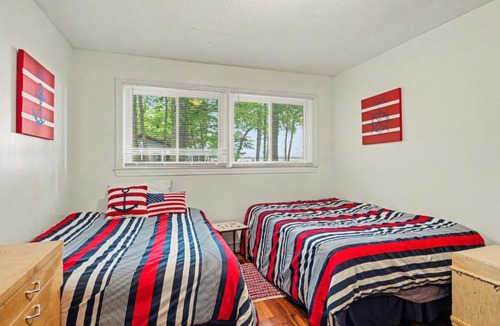 Au Gres House | Grannys Cabin
