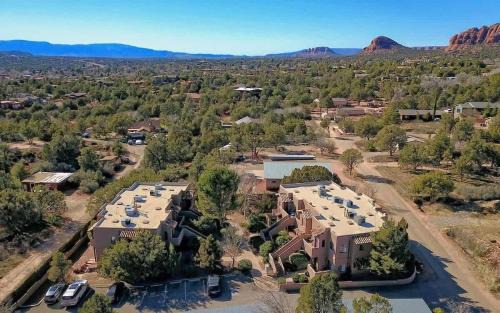 West Sedona House | Grasshopper Lane Getaway- Your Sedona Oasis