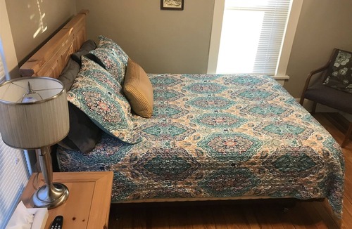 Fairbury Bed & Breakfast | Grayhouse Inn - Room #5