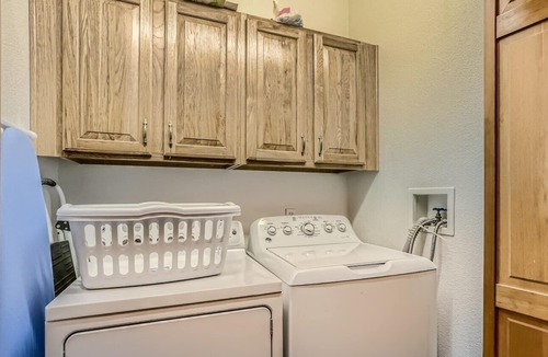 Frisco Condo | Great 2 bedroom condo right on Main Street, Frisco! Awesome location!