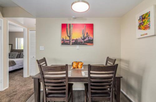 Marble Apartment | Greenbelt Condo-patiopooltennisold Town 5min