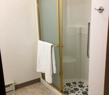 Kalispell Hotel | Greenwood Village Inn & Suites