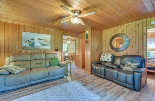 Cameron House | Grill & Fire Pit: Waterfront Cameron Retreat!