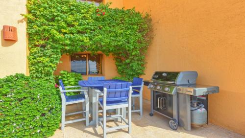 Puerto Penasco Apartment | Ground Floor 1BR Beachfront - Steps to Pool - Princesa E104 - BeachBumCondos