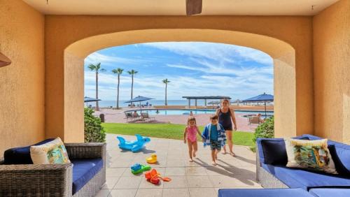 Puerto Penasco Apartment | Ground Floor 1BR Beachfront - Steps to Pool - Princesa E104 - BeachBumCondos