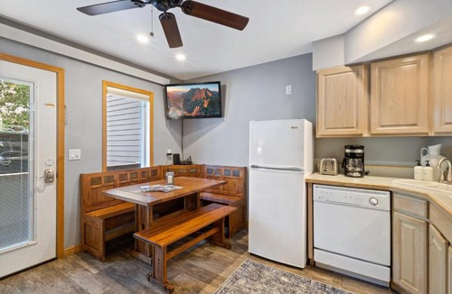 Telluride Apartment | Ground Floor on River Trail, Walk to Ski condo