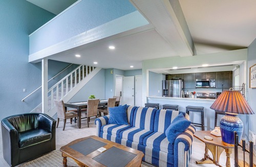 Osage Beach House | Group Friendly! Lake-View Margaritaville Retreat