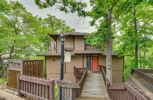 Osage Beach House | Group Friendly! Lake-View Margaritaville Retreat