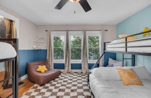 Indianapolis House | Group Fun House with Game Room & Hot Tub - Sleeps 14