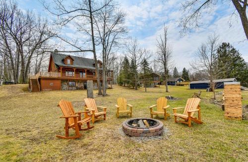 Hope House | Group Fun on Tittabawassee River! Large Log Cabin
