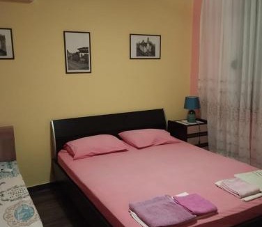 Karuc House | Guesthouse Bato