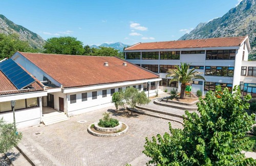 Skaljari House | Guesthouse Lovćen