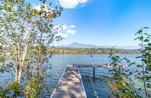 Sandpoint House | Gypsy Bay Waterfront Gem