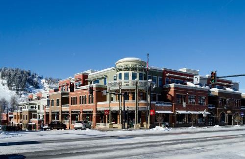Downtown Steamboat Springs Apartment | H205A - Howelsen Place