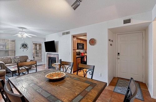 Tucson Condo | Hacienda in The Desert! Southwest Charm in this easy access 2 bedroom