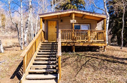 Pinedale Resort | Half Moon Lake Lodge