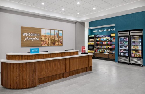 Downtown Lincoln Hotel | Hampton Inn by Hilton Lincoln Downtown