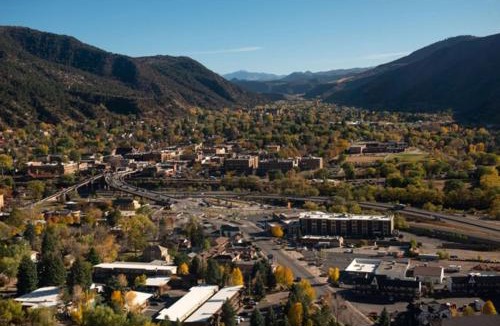 Glenwood Springs Hotel | Hampton Inn Glenwood Springs