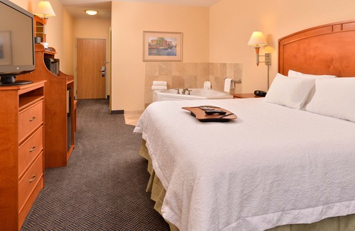 Grand Island Hotel | Hampton Inn Grand Island