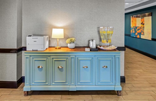 Otterbien Home Hotel | Hampton Inn Middletown
