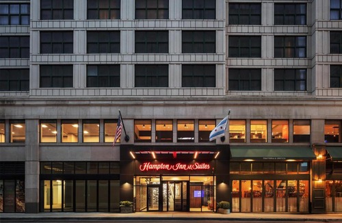 Downtown Chicago Hotel | Hampton Inn & Suites Chicago-Downtown