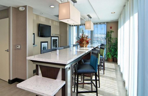 Jackson Park Hotel | Hampton Inn & Suites Mountain View