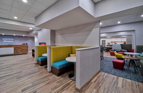 Medical Center Hotel | Hampton Inn & Suites Omaha Un Medical Center Area
