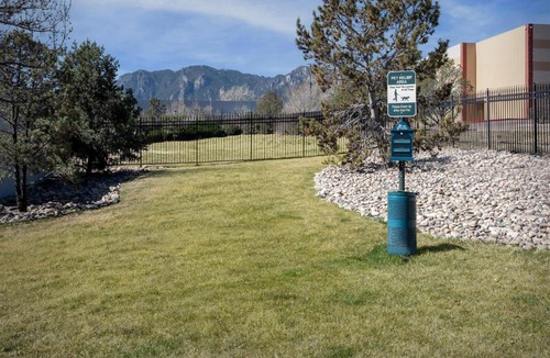 Southwest Colorado Springs Hotel | Hampton Inn & Suites Colorado Springs/I-25 South