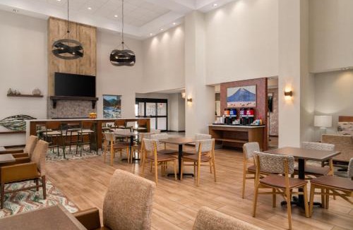 Whitefish Hotel | Hampton Inn & Suites Whitefish