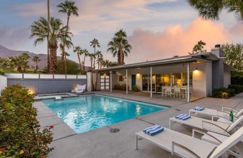 Racquet Club Estates House | Happy Hour