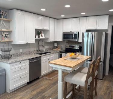 Bingham County Apartment | Happy Stay! Rest and Play!