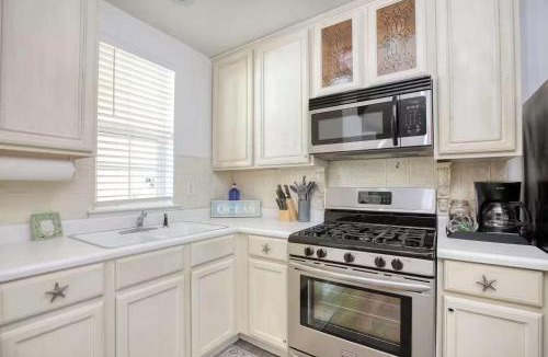 Oceano House | Harborlight Manor