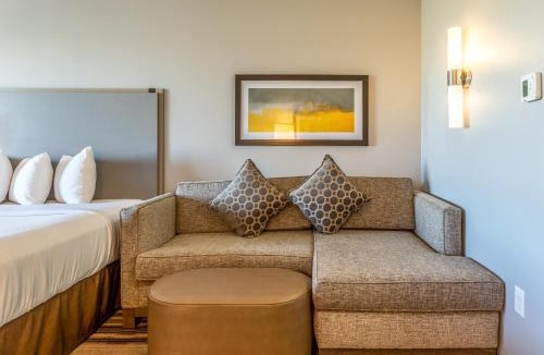 Loveland Hotel | Hawthorn Extended Stay by Wyndham Loveland