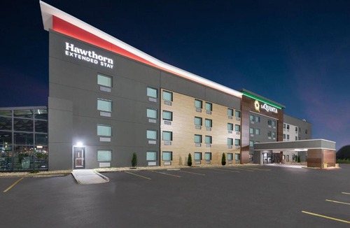 Springdale Hotel | Hawthorn Extended Stay by Wyndham Springdale