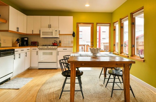 Moab Cottage | Hazel at StellaRuby Cottages