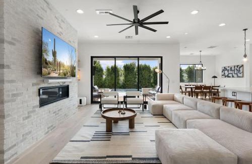 Arcadia Lite House | Heated Pool Fire pit backyard grill Phoenix DT