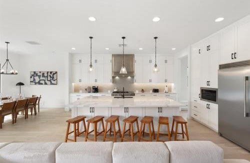 Arcadia Lite House | Heated Pool Fire pit backyard grill Phoenix DT