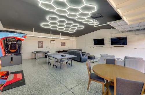 Tempe House | Heated Pool, Game Room: Family Home in Tempe!