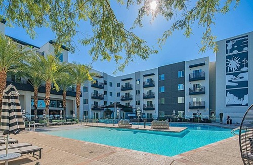 Desert View Village Apartment | Heated Pool Rooftop Sunsets King Bed Near Golf