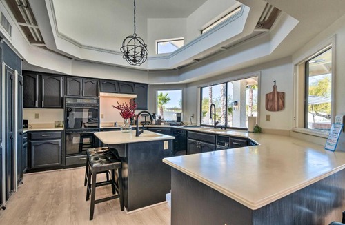 North Scottsdale House | Heated Saltwater Pool: Group Getaway in Scottsdale
