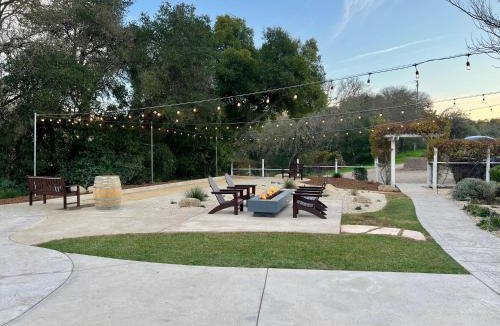 Templeton House | Hidden Hills Olives and Oaks