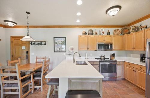 Mountain House Apartment | Hidden River Lodge #5940 : 2 190