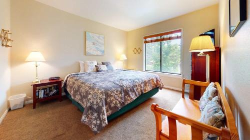 Mammoth Lakes House | Hidden Valley Homestead Near Hike Bike & More