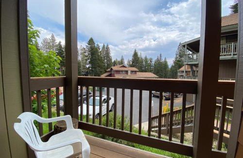 Mammoth Lakes House | Hidden Valley Homestead Near Hike Bike & More