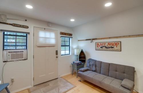 Higden Apartment | Higden Studio w/Shared Patio, Yard Games, Grills!