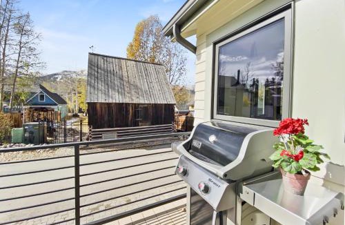 Historic District House | High Street Hideaway home