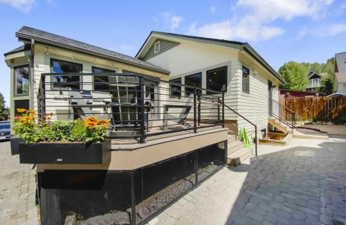 Historic District House | High Street Hideaway home